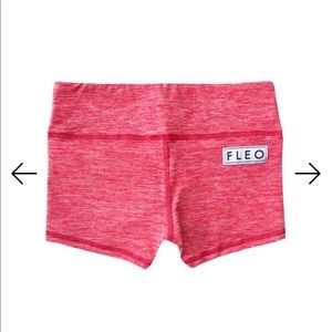 NWT Heather Red Original Fleos